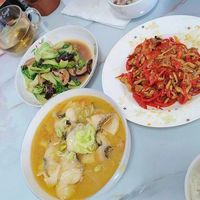 北京网友晒午餐，五道菜引争议，这是北京人吃的吗？