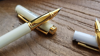 初学者如何挑选适合自己的钢笔？