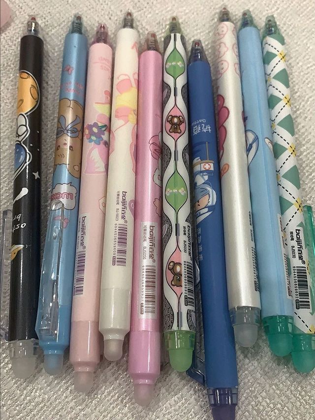 开学必备好物合集，摩易擦笔