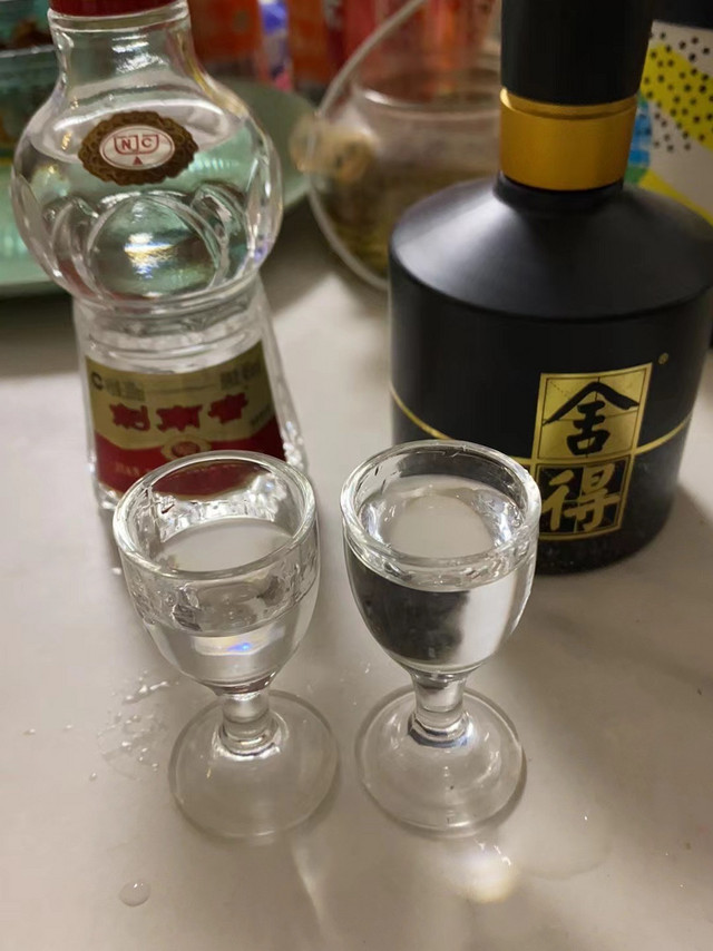 今日没事尝尝小酒