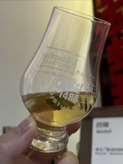 好久没发酒评了，今天试试萨威琳