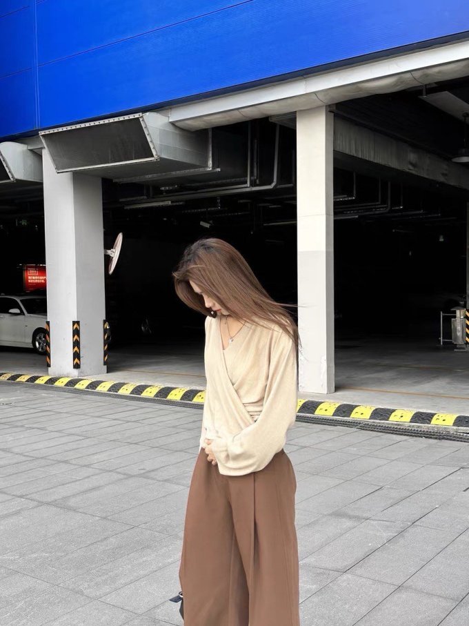 女上装