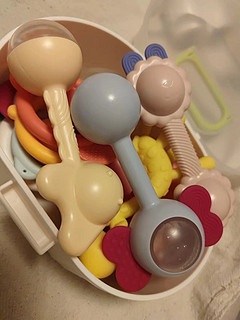 🎉一套解决宝宝安抚难题，Babycare手摇铃牙胶评测大公开！