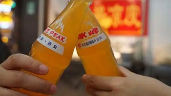 冰峰VS芬达，碳酸橙味饮料界的针锋相对，你更喜欢喝哪款？