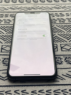 一台iPhone用五年，学习娱乐两不误。