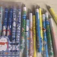 笔记必备神器！按动热可擦笔