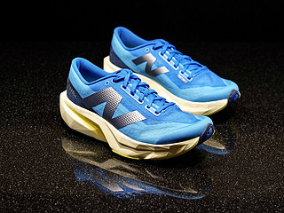 newbalance fuelcell rebel v4