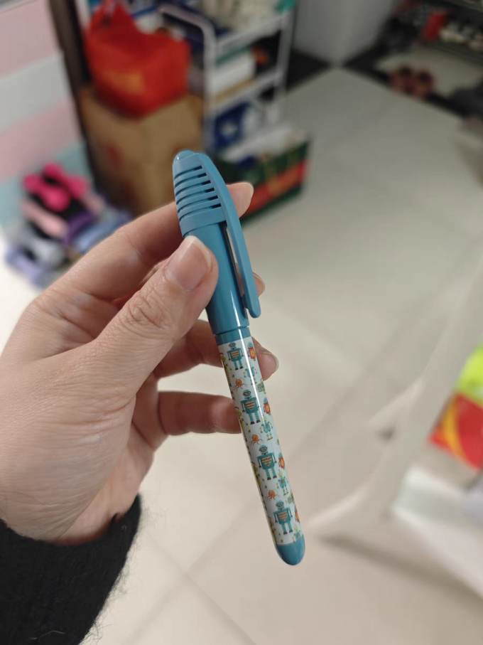 施耐德钢笔