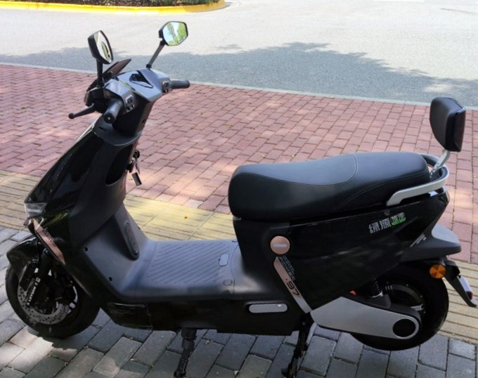想买长续航电动摩托车推荐绿源s70