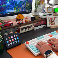 双飞燕飞时代FWS300R三模机械键盘——桌面简洁与高效办公的终极神器！