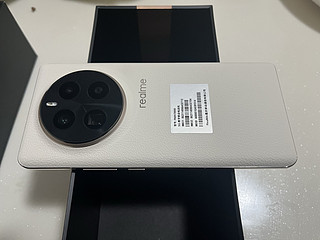 realme GT5 pro，一代神机让我扔了我的iPhone13