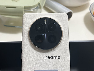 realme GT5 pro，一代神机让我扔了我的iPhone13