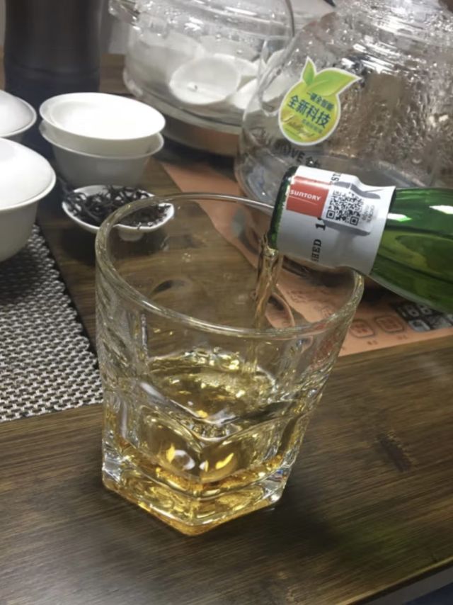拉弗格（Laphroaig）10年 苏格兰 艾雷岛产区 单一麦芽 威士忌 洋酒 700ml 礼盒