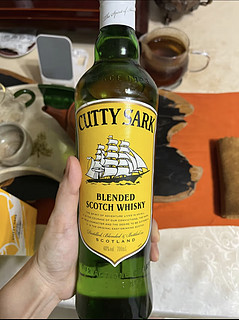 顺风 Cutty Sark 苏格兰威士忌 绿皮书 唐雪莉利 700ml 元宵节礼盒