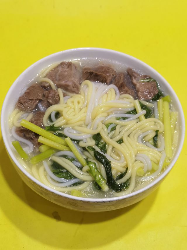 原汤牛肉粉真香