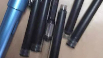 出墨流畅的钢笔，小学生必备的文具