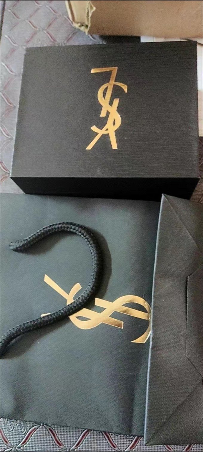 唇彩唇蜜