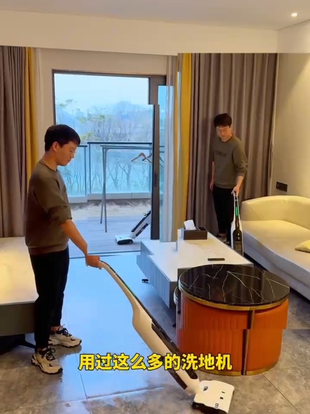 来看看你的清洁搭子｜灰鲸J3洗地机