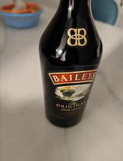 百利（Baileys）适合女生喝的酒 