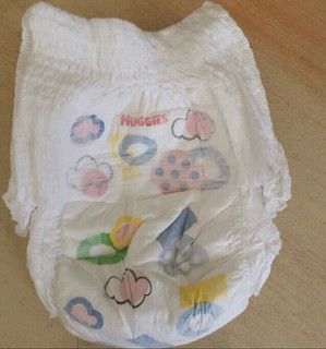 好奇（Huggies）金装成长裤L124片(9-14kg)大号婴儿尿不湿成长裤超薄柔软透气
