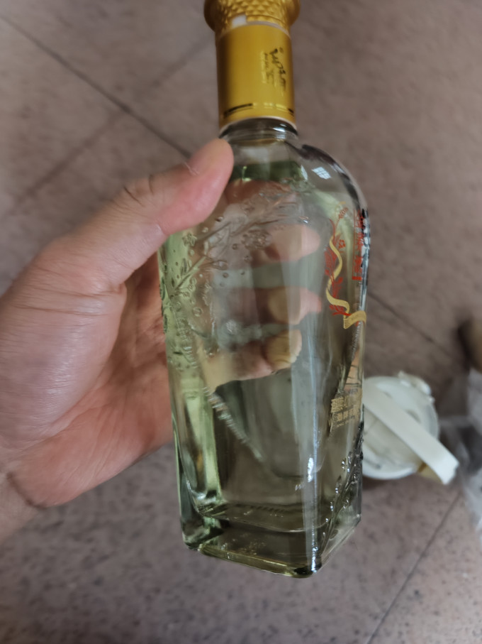 劲牌白酒