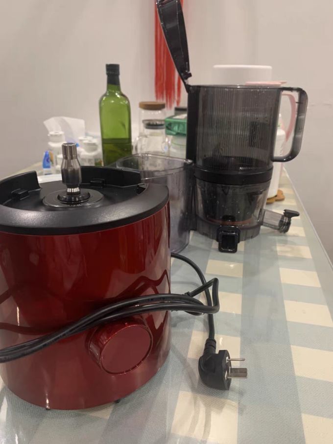 惠人榨汁机家中必备的家用电器