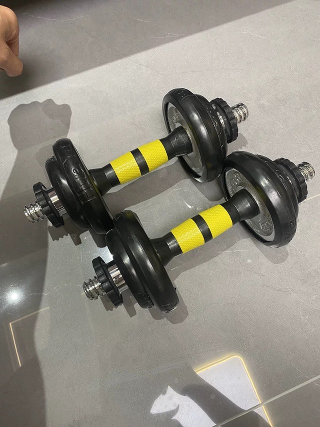 运动器材哑铃