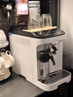 全自动咖啡机，轻松实现咖啡自由