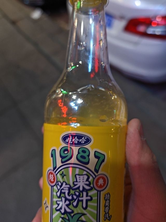 娃哈哈在碳酸饮料的路上，还有很长的弯路