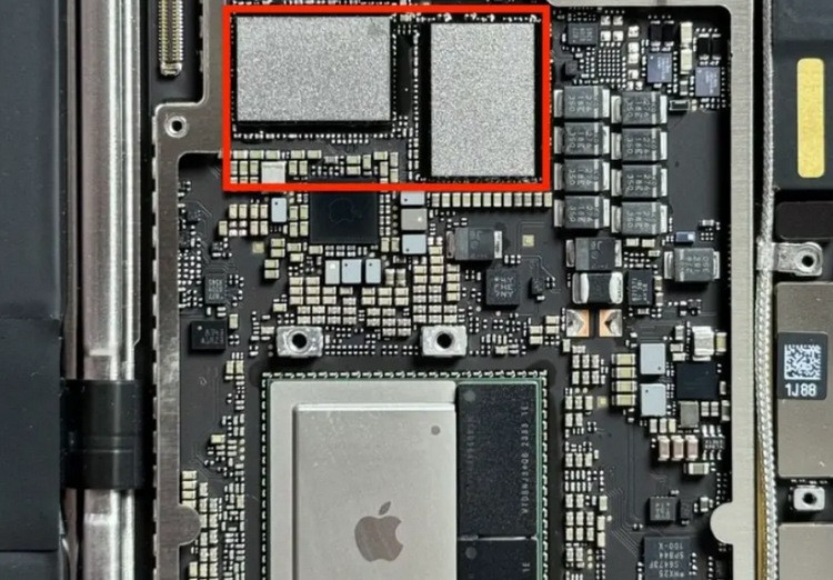 苹果新款 M3 MacBook Air 温度过高，无风扇有点吃力、但 SSD 读取性能提升