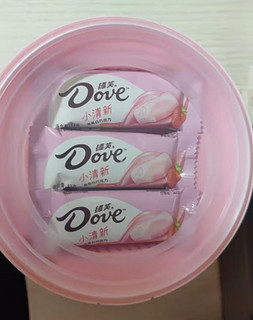 德芙（Dove）草莓白巧克力分享碗装221g休闲小零食糖果礼物