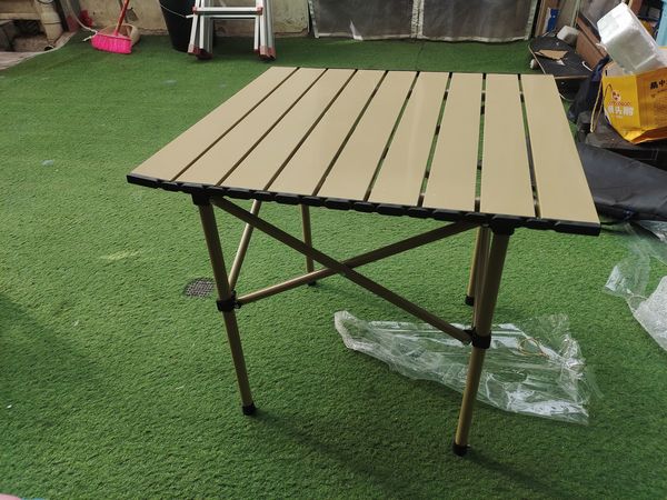 十块钱的户外小桌子还是不错的