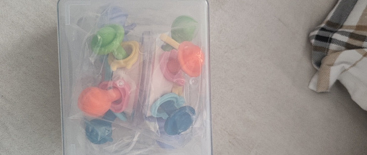 给宝贝的完美礼物奕思瑞曼哈顿球牙胶安全又好玩