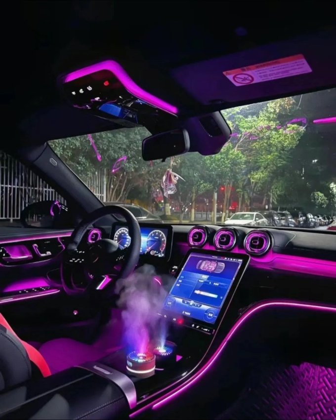 新车售价微涨全系增加前排中部气囊新款奔驰长轴距c级上市