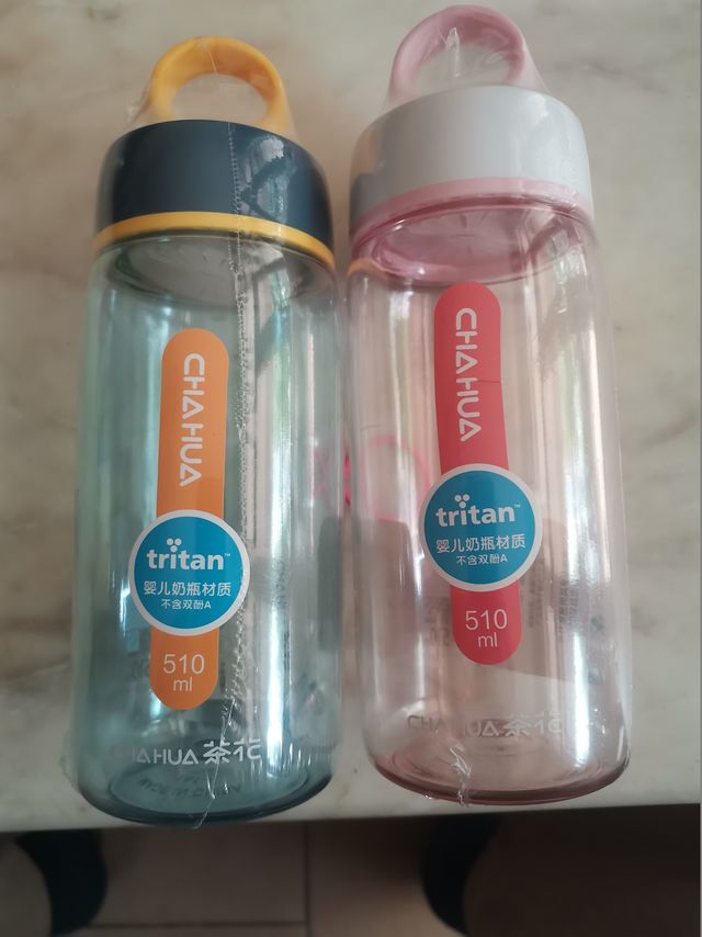 孩子们的水杯也要准备起来。