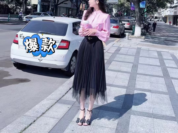 香影裙装