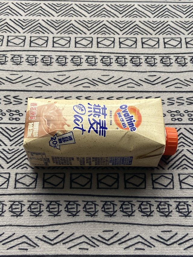 好喝的阿华田燕麦奶当做早餐搭配，营养又健康。