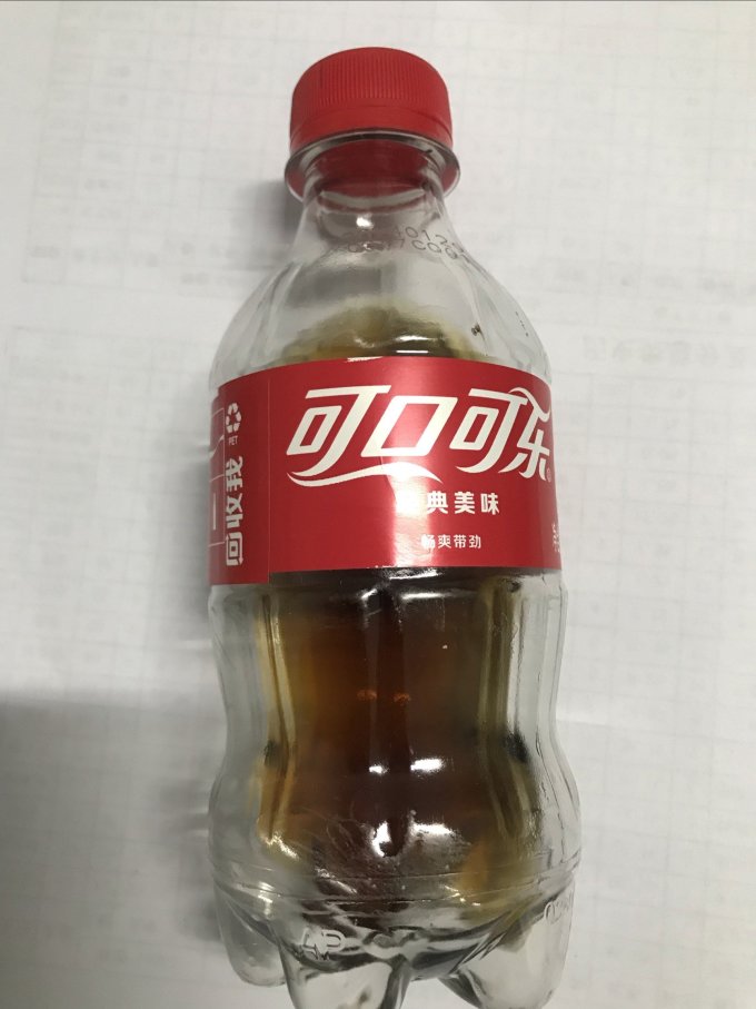 小瓶可口可乐小小的快乐