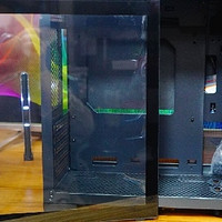 电脑紫机箱是一款主打二次元风格的产品，其设计上的亮点主要体现在以下几个方面。