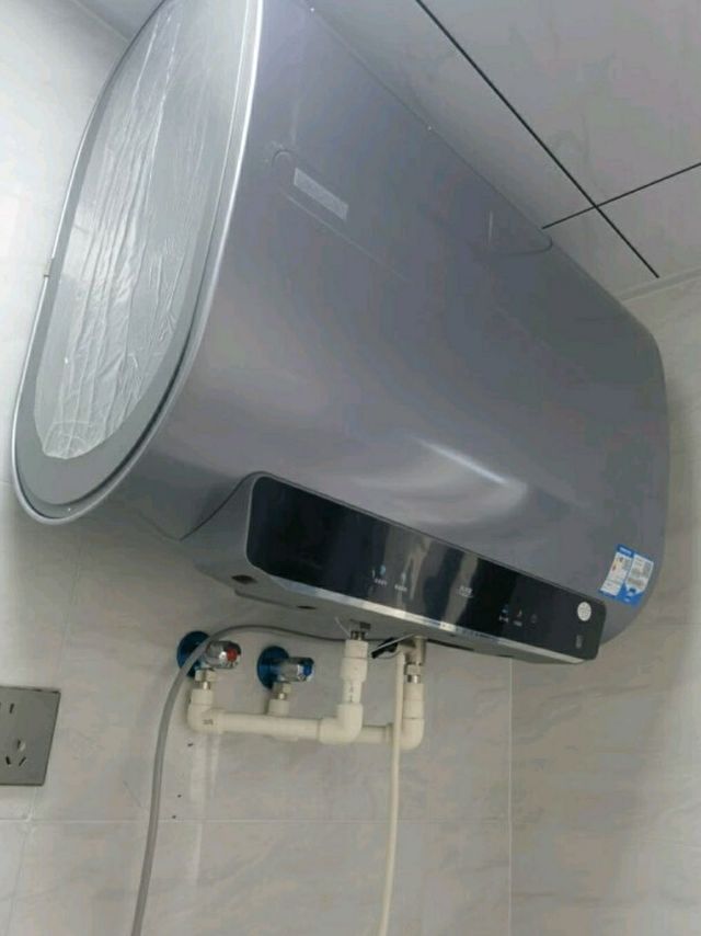 海尔热水器，品质生活的选择！