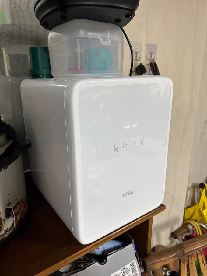 十月结晶奶瓶消毒器