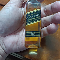 苏格兰尊尼获加黑牌高级调配威士忌小酒板
