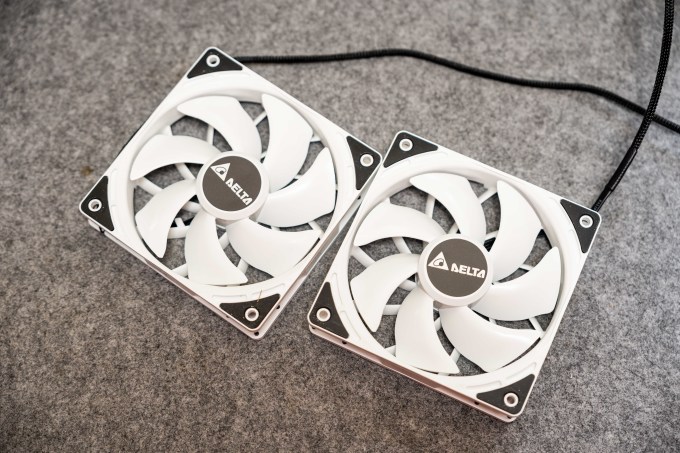 七十块钱一把的电脑风扇,真的比便宜风扇好用太多了!