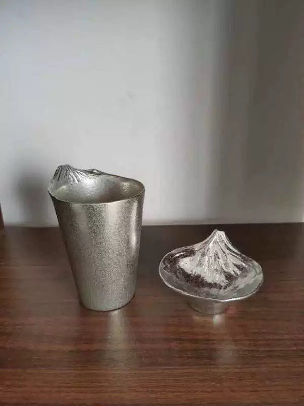 超高颜值的啤酒杯