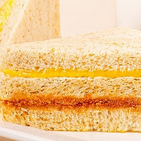 光明 黑全麦肉松三明治——健康美味的选择