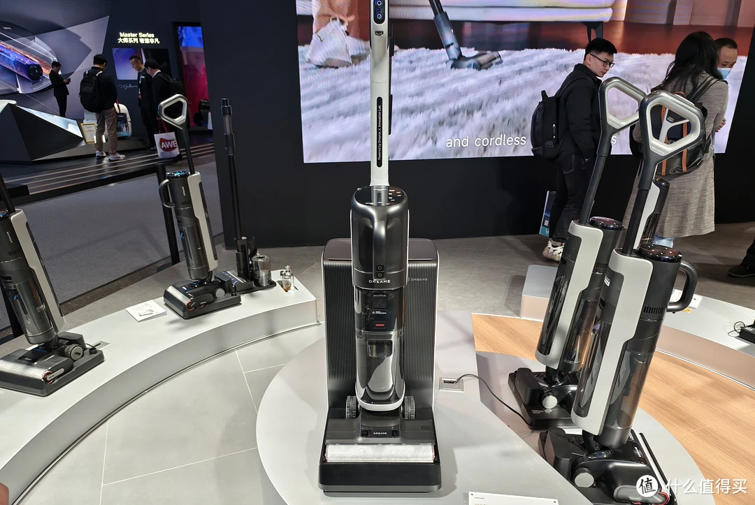 AWE2024|清洁电器趋势展望:清洁跨物种融合,高端产品家装一体化