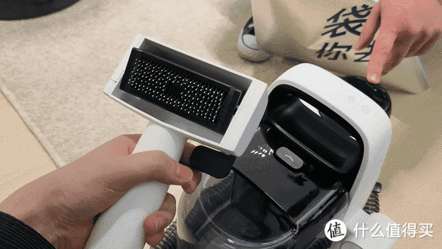 AWE2024|清洁电器趋势展望:清洁跨物种融合,高端产品家装一体化
