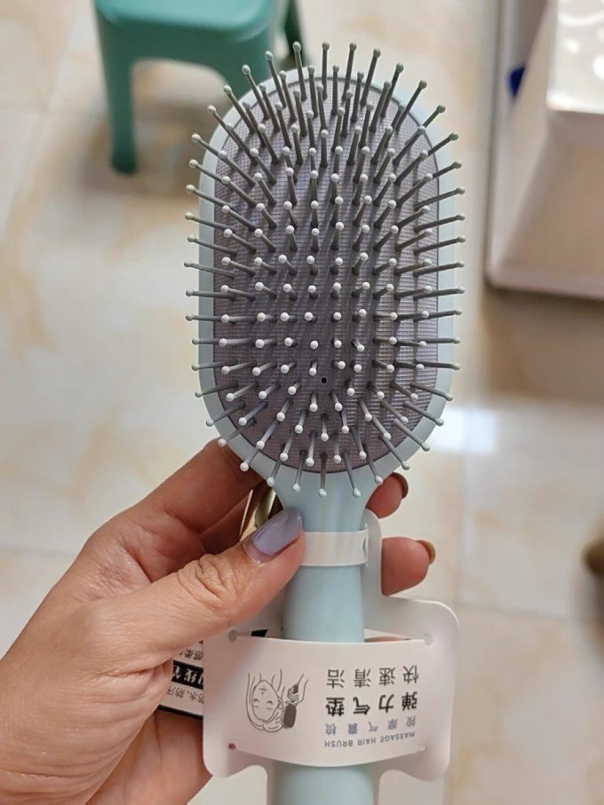 名创优品梳子
