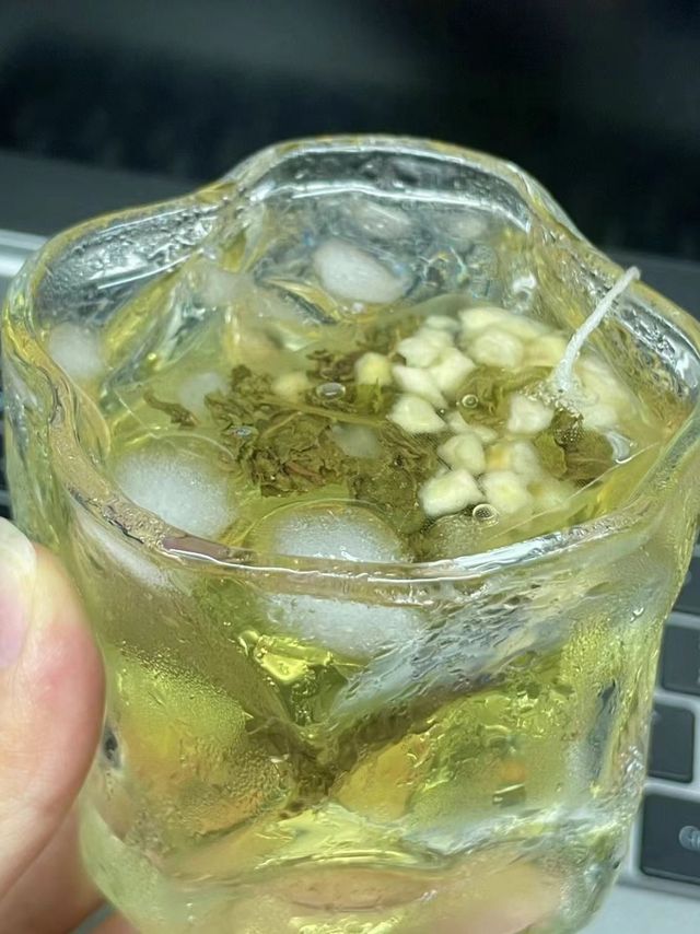 清爽到爆，打工人都去试试这个蜜桃乌龙茶！！！