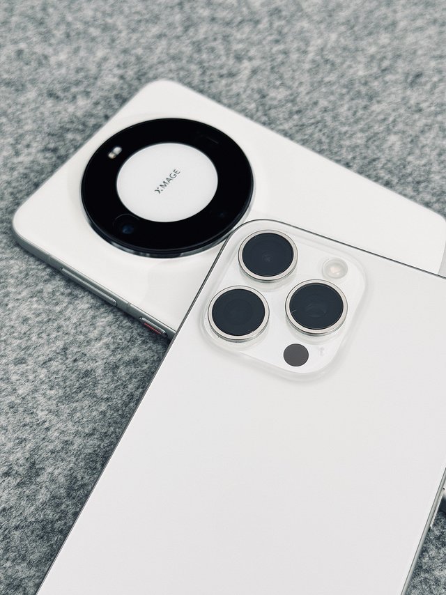 iPhone15 PM VS 华为Mate60 Pro 机皇对比外观篇